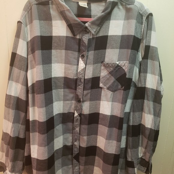 Terra & Sky Tops - Terra and Sky plus flannel